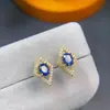 Brincos de safira natural com bons grãos de cor são todos de prata fina S925 seiko incrustados com pedra principal de tamanho 4*5mm