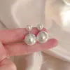 Nuevos pendientes populares de estilo coreano, simples y elegantes para niñas, pendientes de botón versátiles, simples y estilosos, accesorios para orejas de moda en TikTok al por mayor