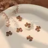 Ornamento de unha de urso de celebridade da internet flor laço fita pingente biscoitos de amor usar ornamentos atacado