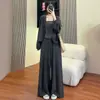 Conjunto de Rayas Nuoqi para Mujer, Nuevo Conjunto Casual de Moda Otoño/Invierno 2026 de Tres Piezas, Camisola, Cárdigan y Ropa Exterior