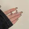 Pendientes de Esmalte Goteante de Circonio Enamelo de la Emperatriz Viuda Saturno Pendientes de Personalidad de Temperamento Simple Pendientes Retro Pendientes de Cruz Planetaria