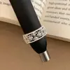 Colección de anillos de plata con circonita hueca de diseño minimalista único estilo europeo y americano, joyería para mujer de lujo ligero, exquisita y sofisticada