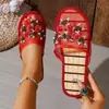 Zapatos de casa bordados de comercio exterior, zapatillas tipo mula con media tira estilo europeo y americano, zapatillas planas sin talón de cuero de talla grande con punta cerrada