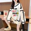 Sudadera de Otoño Temprano Explosiones Contraste de Color Graffiti Holgada Cuello Redondo para Mujer Personalizada Marca de Moda Estampada Largo Medio Reductor de Edad Adelgazante
