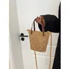 Bolso de mano de paja tejido de moda, nueva colección de verano 2026, estilo rústico, bolso cruzado para vacaciones y la playa, minibolso tipo cubo
