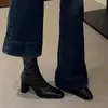 Botas Femininas de Outono e Inverno Novas Versáteis Estilo Universitário com Salto Bloco, Botas Martin para Mulheres, que Aumentam a Altura e Emagrecem