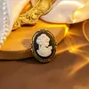 Broche Cabeça de Beleza em Relevo Medieval Europeu e Americano Transfronteiriço, Acessórios de Vestuário com Retrato Estilo Corte Vintage Atacado