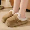 Pantuflas de algodón con suela gruesa para mujer, nuevo estilo otoño/invierno, sencillas y a la moda para uso en casa, con forro de felpa añadido para mayor calidez, suelas antideslizantes y versátiles para usar en exteriores