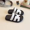 Nuevas Pantuflas de Verano 2026 para Niños Niños, Sandalias Huecas Versátiles de Suela Suave para Niñas, Zapatos de Playa de Moda para Niños Mayores