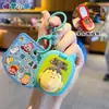 Chaveiro Autêntico Crayon Shin-Chan Console de Mini Jogo Divertido Pingente Desenho Animado Brinquedo Anti-Estresse Pingente de Bolsa Presente