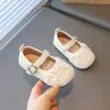 Sapatos Macios para Bebê e Criança Pequena, Sola Macia, Respiráveis, Antiderrapantes, Vazados, Estilo Princesa, Outono, Novo Estilo, Sapatilhas para Meninas, Calçados para Crianças Pequenas