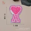 Pegatina de Tela con Cuentas Corazón de Melocotón Etiqueta Decorativa Bordada Versátil Letra Corazón de PET Lentejuela de Alta Temperatura Sellos Bordados