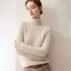 Novidades de Outono Gola Empilhada Babado Simples Versátil Suéter de Cashmere Malha Feminina Malha Solta Camada Base Macio e Suave