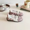 Sapatos de Princesa para Meninas 2026 Primavera/Outono Estilo Coreano Infantil Solado Macio Slip-on Pequenos Sapatos de Couro Moda Bebê Sapatos Individuais