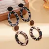 Pendientes de Acero con Aguja Ovalada Cortados Estampado Leopardo Tela Europea y Americana Otoño e Invierno Pendientes Maillard Elegantes Exagerados de Gama Alta para Mujeres