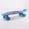 Fornecimento direto de fábrica profissional de nova flor de transferência de água peixe pequeno Placa placa de vitalidade Rua Pincel skate meninas banana board