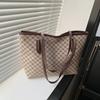 Primavera 2025 Nuevo Estilo Simple Moda Gran Capacidad Trendy Commuter Gran Capacidad Portátil Bolso Tote de Hombro para Mujer