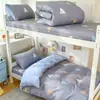 2026 Nuevo Estilo Algodón Puro Transpirable Litera para Estudiantes Conjunto de Tres Piezas Moderno Estampado