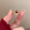 Anillo Abierto de Rosa con Esmalte Rojo Inglés para Mujer, Retro Elegante, Apilable, Lujo Ligero, Anillo de Dedo de Alta Gama