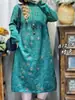 Vestido de punto floral vintage de cuello semi-alto para principios de primavera 2026 nuevo vestido base vintage de nicho para mujer