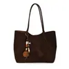 Yue Zi 2026 Nova Bolsa Retrô de Início de Outono Grande Capacidade Bolsa Tote Feminina Fashion Toque de Luxo Bolsa de Ombro Única para o Dia a Dia