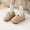 Botas de nieve finas y zapatos de algodón
