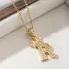Colar com pingente de letra da moda europeia e americana para mulheres, coroa dourada e prateada com letras inglesas totalmente cravejadas de diamantes, modelo de exportação de venda quente transfronteiriça, envio direto