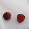 Personalizado Nuevo Bola de Fresa Arcilla Suave Bola de Diamante Agujero Recto Cuentas Al por Mayor DIY Llavero para Teléfono Móvil Collar Accesorios de Joyería
