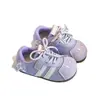 Zapatos Casuales de Dibujos Animados Lindos para Niños 2026 Nuevo Estilo Primavera y Otoño Zapatos de Princesa Gato para Niñas Suela Suave Zapatos de Malla de Entrenamiento Alemanes