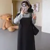 Stock Listo Vestido de Maternidad Otoño Invierno Estilo Japonés Coreano Holgado Femenino Reductor de Edad Top Rayado Ropa de Trabajo Overoles Conjunto de Dos Piezas