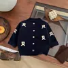 Ropa Coreana para Niños y Niñas, Cárdigan de Punto, Nuevo Estilo Otoño e Invierno 2026, Chaqueta de Bebé de Oso de Dibujos Animados para Otoño, Moderna