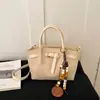 Bolso de Mano Tejido Nuevo 2026 para Mujer, Bolso Cruzado de Hombro Único Versátil de Alta Gama para el Trabajo, Bolso de Mano Casual Retro