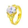 Anel Dourado com Zircônia Inlaid para Mulheres, Cor Duradoura, Nicho High-End Luxo Leve Diamante de Imitação Pedra Vermelha Cristal Anel Aberto