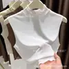 Colete Feminino de Malha Curta sem Mangas para Outono e Inverno, Camisa Interna Pequena com Gola Meia-alta com Bordas de Orelha, Gola Falsa de Renda, Versátil