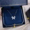 Collar de Mariposa de Circonita Flash Joyería para Mujer Lujo Ligero Nicho Colgante de Alta Gama Exquisito para el Trabajo Cadena de Clavícula Elegante de Moda