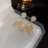 Pendientes Vintage Estilo Francés con Ojo de Gato Incrustado de Diamantes y Perlas, Pendientes de Lujo Ligero de Gama Alta, Exquisitos y Modernos Accesorios para Orejas Versátiles al por Mayor