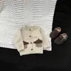 Suéter de punto de otoño estilo coreano para niños, nuevo y elegante suéter suave de jacquard para bebés, abrigo versátil de primavera y otoño para bebés