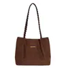 Nova Bolsa Retro Estampa de Leopardo Outono e Inverno Feminina Versátil para o Dia a Dia Bolsa Tote de Grande Capacidade Bolsa de Ombro Feminina Estilo Preguiçoso
