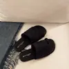 Estilo Minimalista Urbano Limpo e Nítido Deslocamento Temperamento de Alto Padrão Chinelos 2024 Mais Vendidos Sapatos Femininos Leves Modernos Fashionáveis Meio