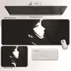 Mouse Pad Gamer Preto e Branco Anime Pintura a Tinta Menina Tamanho Médio Tapete Universal para Mesa de Computador Escritório Jogo Ilustração 2D