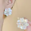 Pendiente de Clip para Oreja con Disco de Espiral para Mosquitos de Perla, Femenino, Suave, Pendientes Perforados, Exquisito, Pequeño, Flor, Pendientes de Clip de Alta Gama