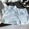 Conjunto de Verão para Meninos 2026 Novo Estiloso Camisa Polo de Manga Curta e Shorts Infantil Conjunto de Duas Peças Estilo Coreano Tendência