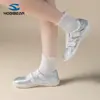Zapatos Mary Jane de Ajuste Ancho HOBIBEAR para Mujer con Doble Correa de Velcro, Zapatos de Entrenamiento Alemanes, Zapatos Casuales Bajos con Suelas de Goma para el Transporte