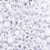 Cuentas planas transparentes de 4 x 7 mm, color sólido, 26 letras en inglés, hechas a mano, para pulseras, joyas, cuentas inferiores doradas y plateadas, cuentas sueltas.