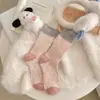 Calcetines de Lana Gruesa de Invierno para Mujer Calcetines Japoneses de Tubo Medio Calcetines de Mujer de Colores Bloqueados Cálidos de Moda Calcetines Holgados