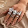 Popular juego de anillos de perlas de moda europea y americana, anillos exagerados de lujo ligero de moda, accesorios para manos, joyería de comercio exterior al por mayor