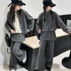Conjunto de Otoño para Niñas Moda 2026 Nuevo Estilo Abrigo Cárdigan Gris de Principios de Otoño y Conjunto de Dos Piezas Pantalones con Falda para Niños Mayores