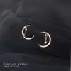 Pendientes Nalan de plata s925 para mujer, estilo coreano, frescos, sencillos, brillantes, con un solo diamante y una luna. Pendientes de dos piezas de un solo estilo G1191.