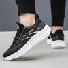 Zapatos deportivos para hombre de comercio exterior, zapatos de malla transpirable de tejido flyknit para verano, zapatos casuales para correr para estudiantes, zapatos de moda versátiles de estilo coreano, nuevos