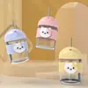 Taza de Vidrio en Stock Ins Dibujos Animados Taza para Beber Infantil Taza con Popote Casera Engrosada Taza de Alto Valor Wholesale Taza de Agua